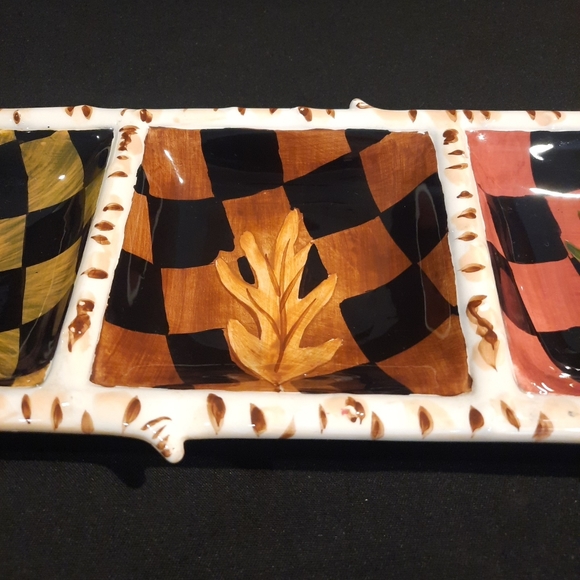 Handpainted Three Section Nature-Themed Ceramic Serving Tray - Picture 4 of 9